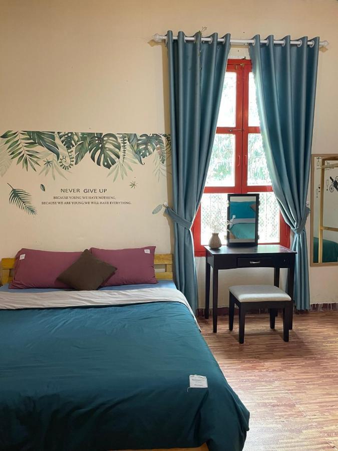 Hometown & Bungalow Да Лат Екстериор снимка