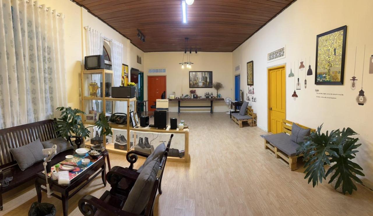 Hometown & Bungalow Да Лат Екстериор снимка